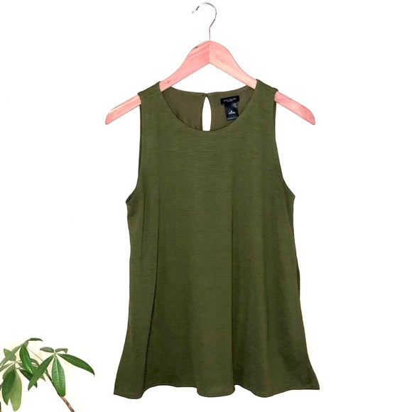 Ann Taylor Factory Tops - Ann Taylor olive green slub knit swing tank